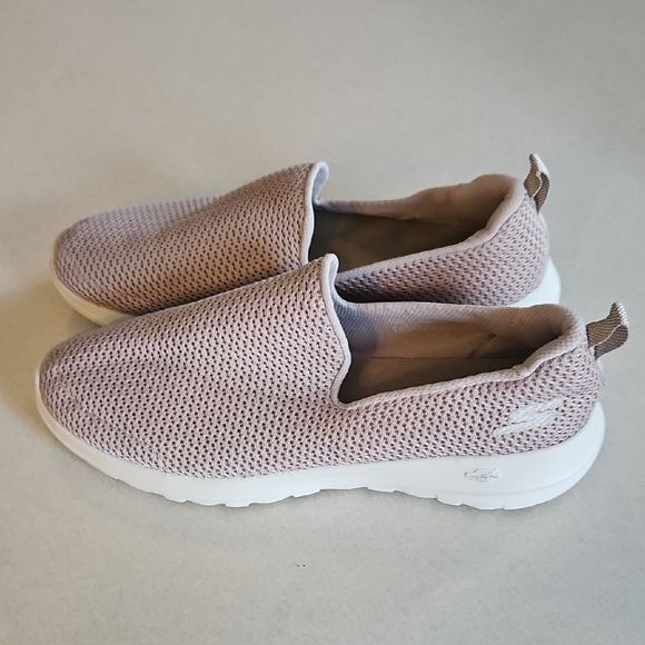 Skechers Toupe Slip Ons - Picture 1 of 12